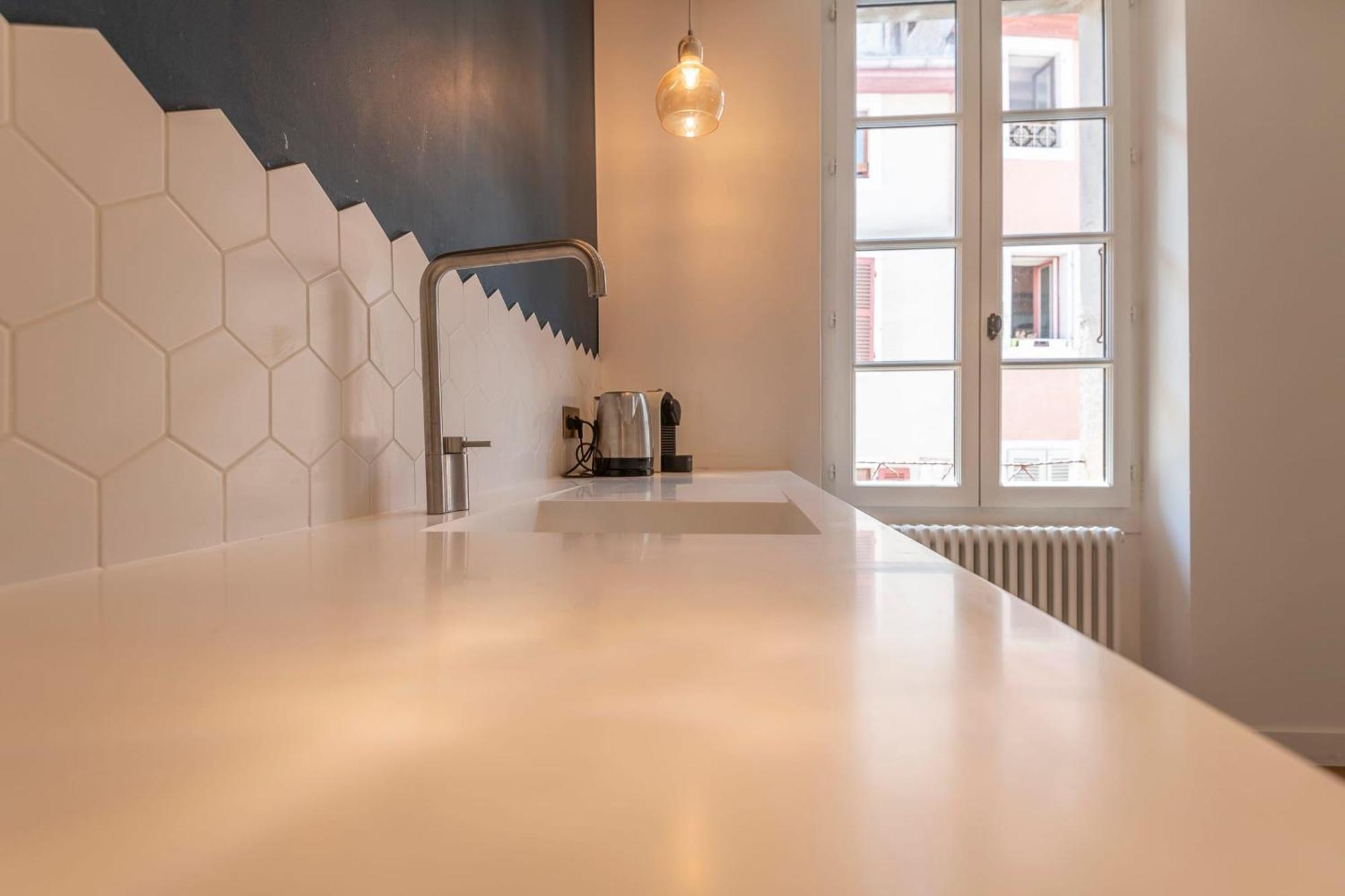 Passage De L'Eveche Apartment อานซี ภายนอก รูปภาพ